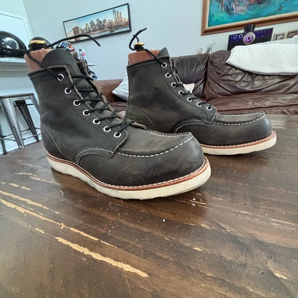 Redwing 8890 Charcoal Rough & Tough Boots - Picture 3 of 11